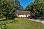 Street side view of 101 Steep Creek Road, Hope Hull, AL. Professional photos and tour by Go2REasssistant.com