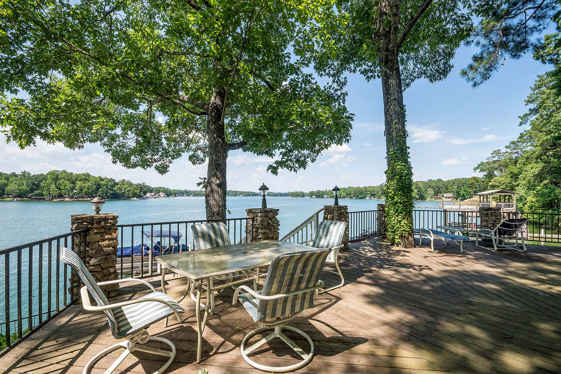 Lake Martin AL waterfront homes for sale 151 N Darby virtual tour