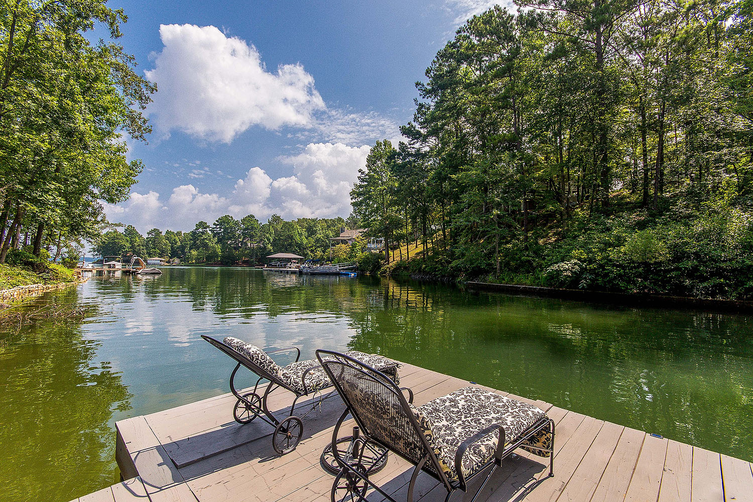 Lake Martin AL waterfront homes for sale160 Driftwood virtual tour