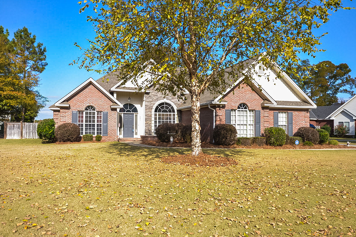 Millbrook AL homes for saleThe Columns249 Plantation Crossing virtual