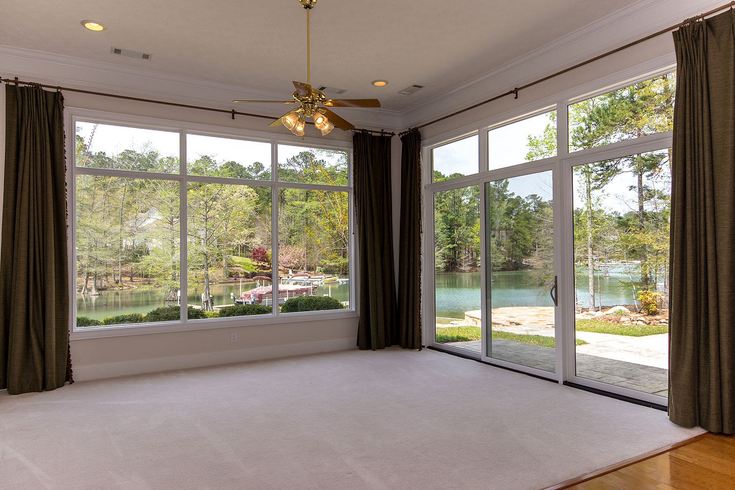 Lake Martin AL waterfront home for saleTrillium390 W Trillium Pkwy