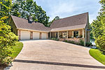 3-car garage street side at 467 Windy Wood in Windermere West, AL. Professional photos and tour by Go2REasssistant.com