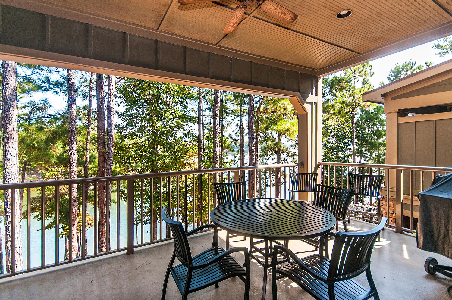 Lake Martin AL waterfront condos for saleAlexander CityLedges of The