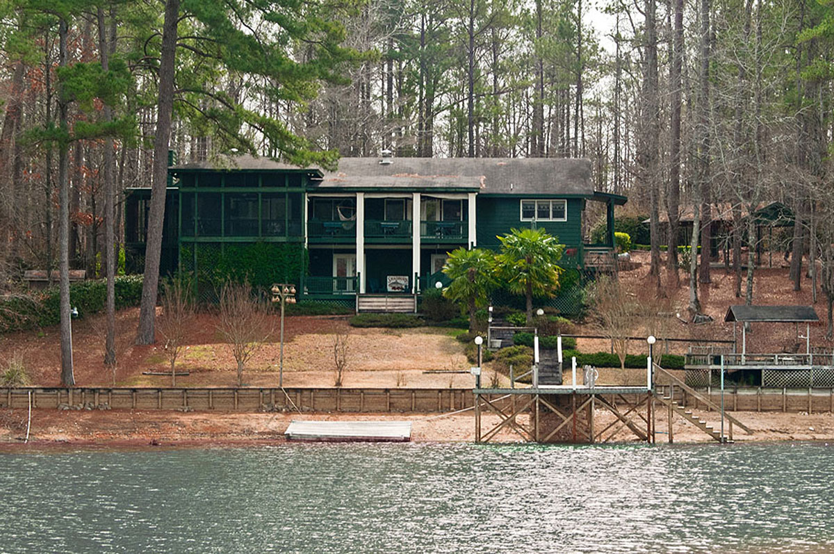 Go2REassistant can customize a virtual tour and brochure package for your listings. Call us today to schedule an appointment 334-320-7486.